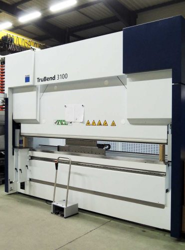 DMA Groupe - Im Laufe eines Jahrhunderts hat die industrielle Metall- und Blechverarbeitung jedoch eine starke Wandlung erfahren.